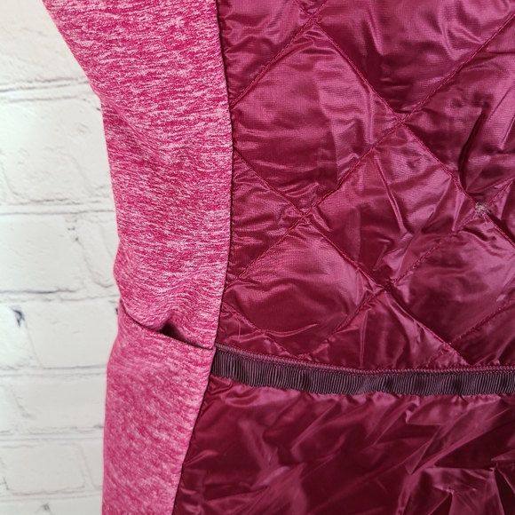 Lululemon down for a run vest size 4 - Picture 9 of 11